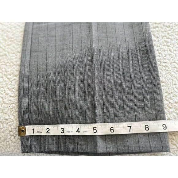 Van Heusen Studio Women’s Mid-rise Pants Gray Striped Stretch Wide Leg Size 2R - Picture 10 of 10